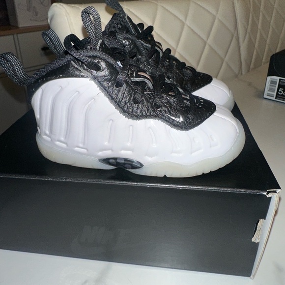 Nike Little Posite One 5c